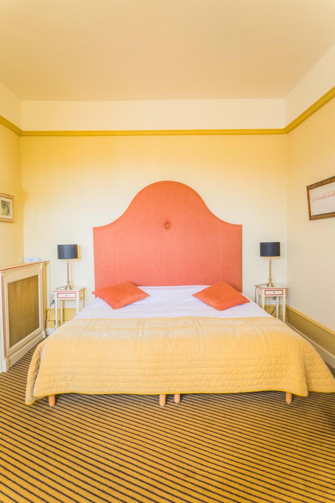 Chateau De Castel Novel Boutique Hotel Варец Экстерьер фото